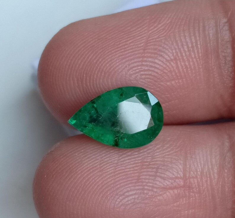 Top Quality Emerald Pear Shape Unheated Untreated Gemstone Ring Size 2.75 Ct