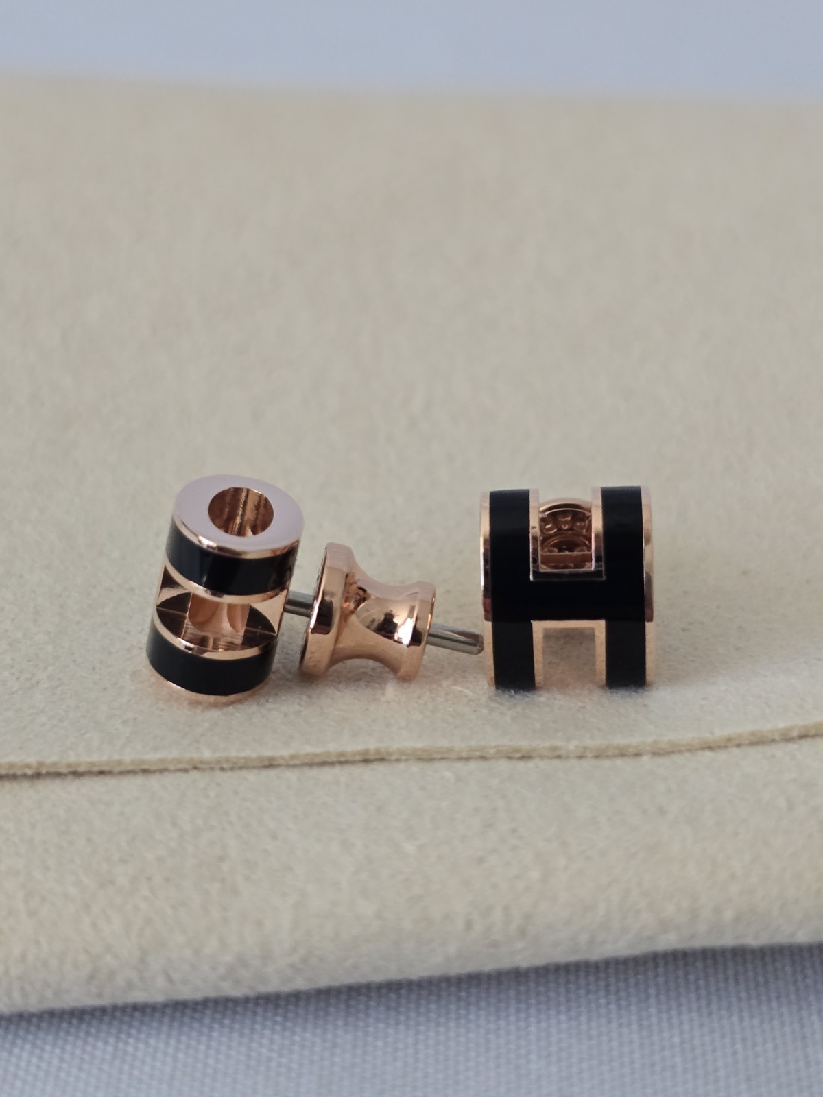 Hermès Mini Pop H Earrings Black Lacquer Rose Gold Plated RGHW Studs + COA