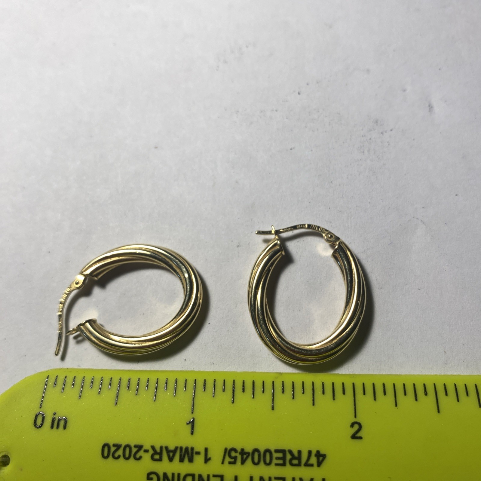 Milor Italy 18K Gold Oval Twist Ribbed 1” Hoop Earrings 2.2gr