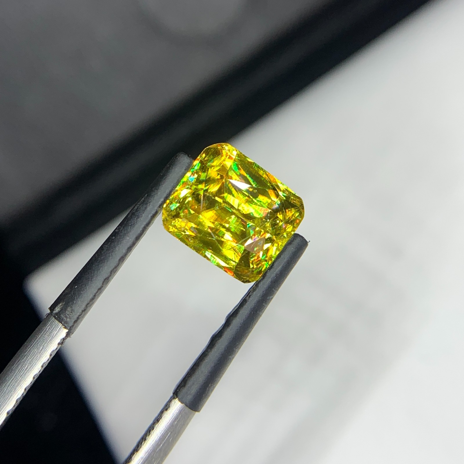 2.80 Carat Natural Brown Sphene Cushion Shape Faceted Loose Gemstone