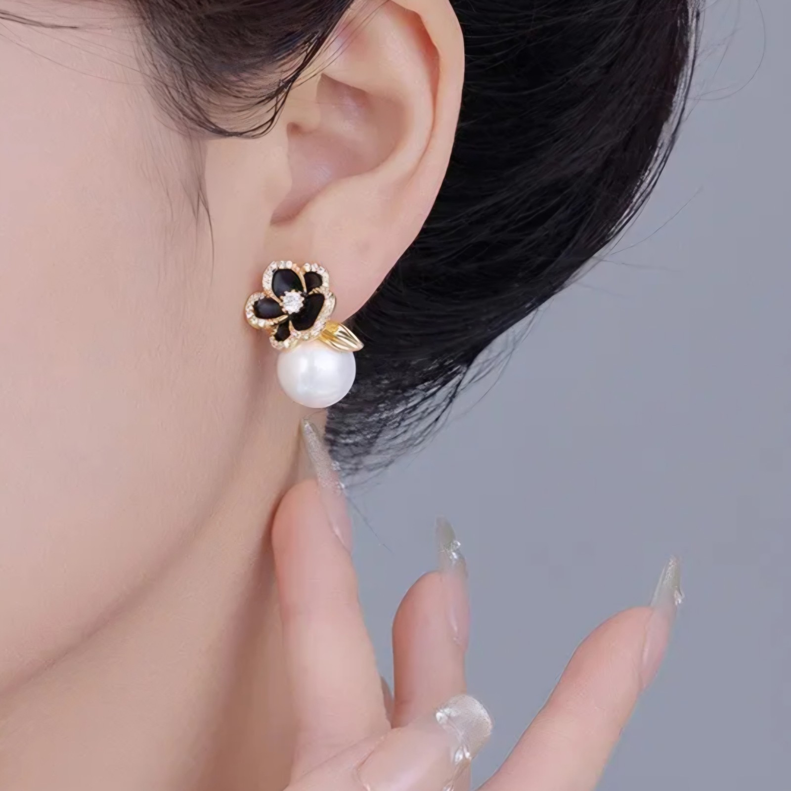 Gold Tone Black Flower Enamel Stud Drop Earrings White Pearl Crystal Accent