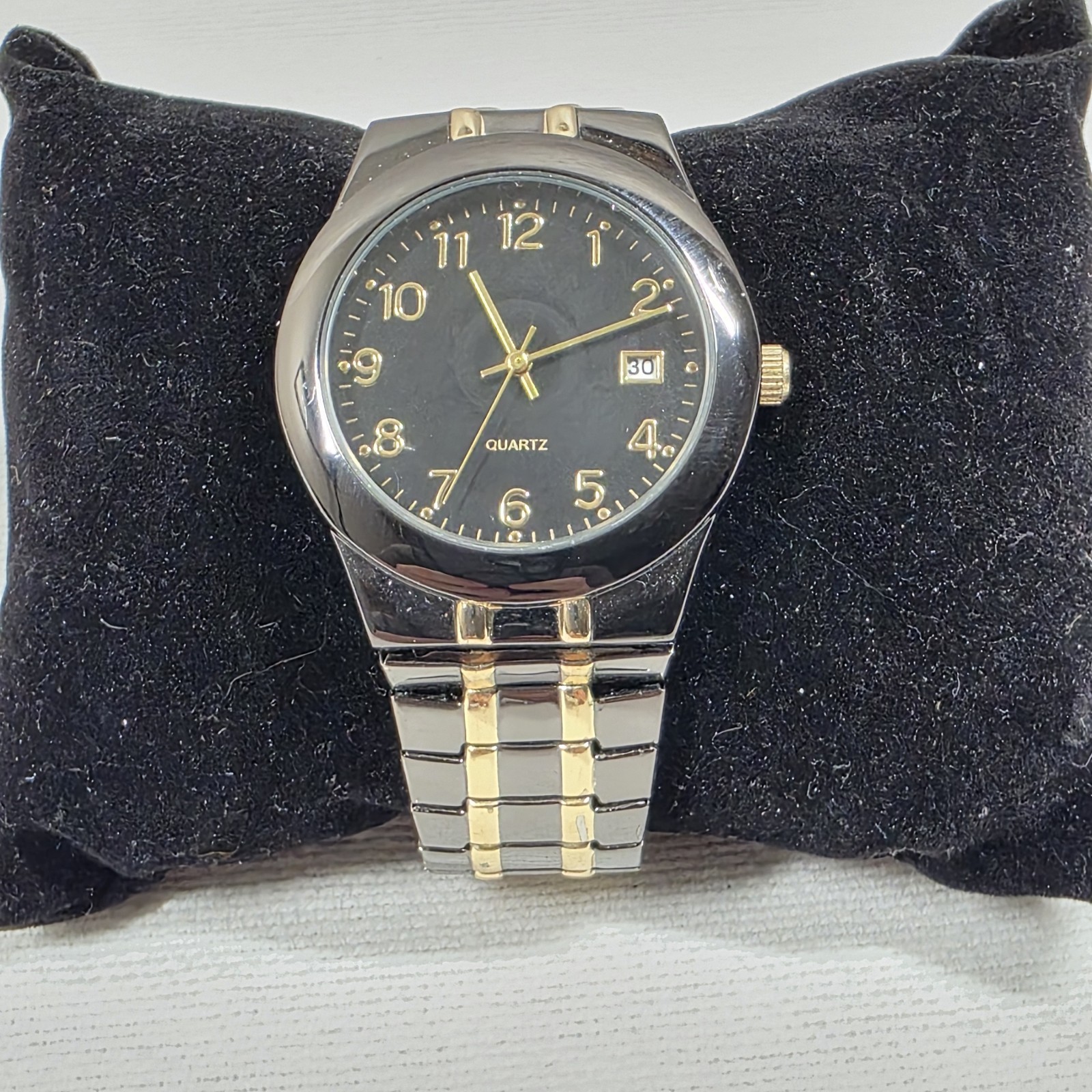 Quartz Men’s Watch Stretch Band Accutime Watch Corp Needs Battery