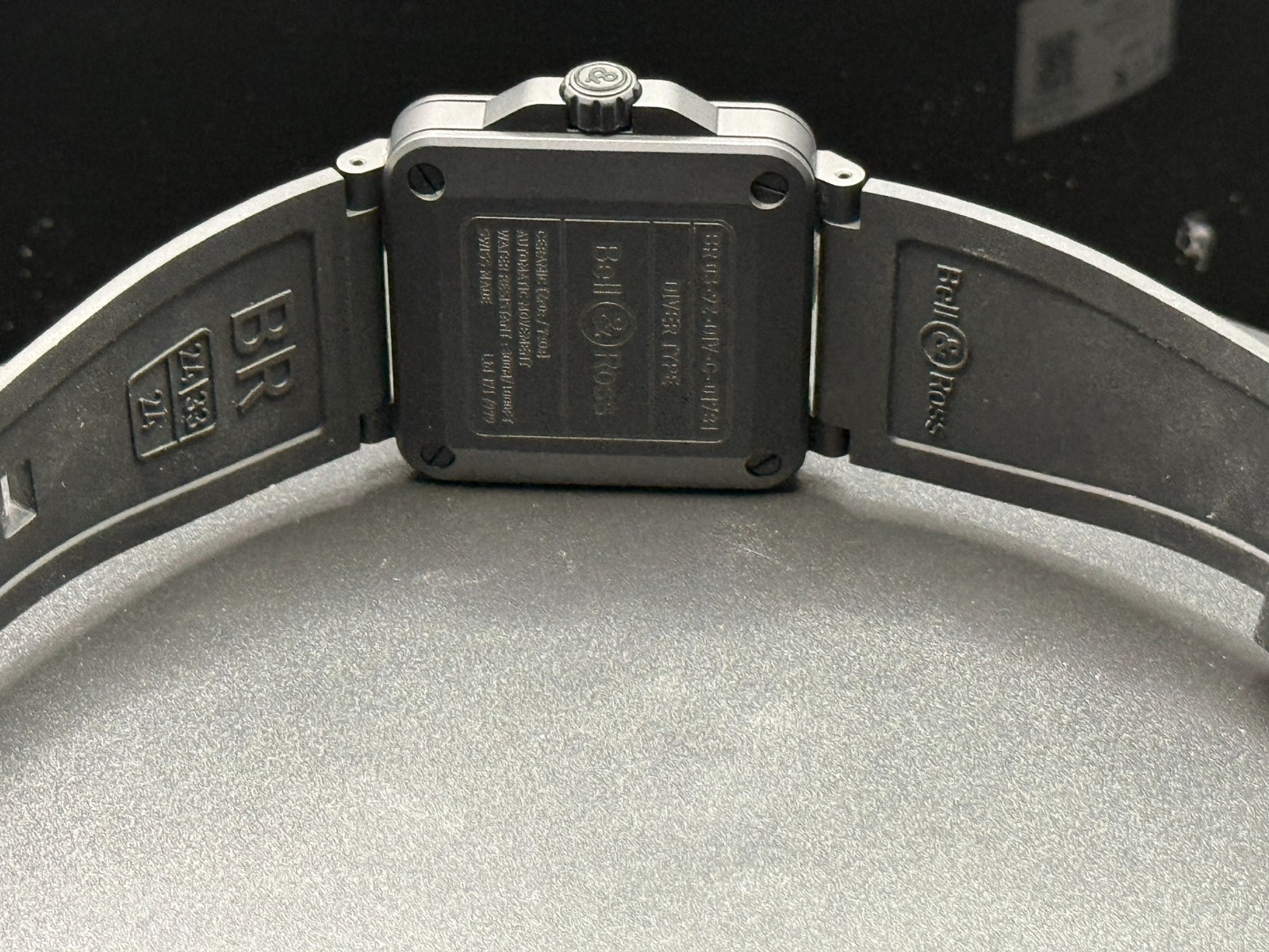 Bell & Ross BR03-92 Diver Fulham Limited 1 of 999 BR0392-D-C5-CE/SRB Watch Lume