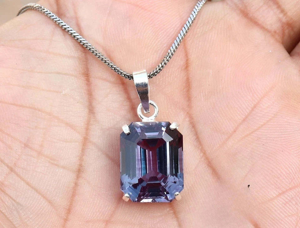 Certified 25.20 CT Natural Color Change Alexandrite Pendant 925 Silver Pendant