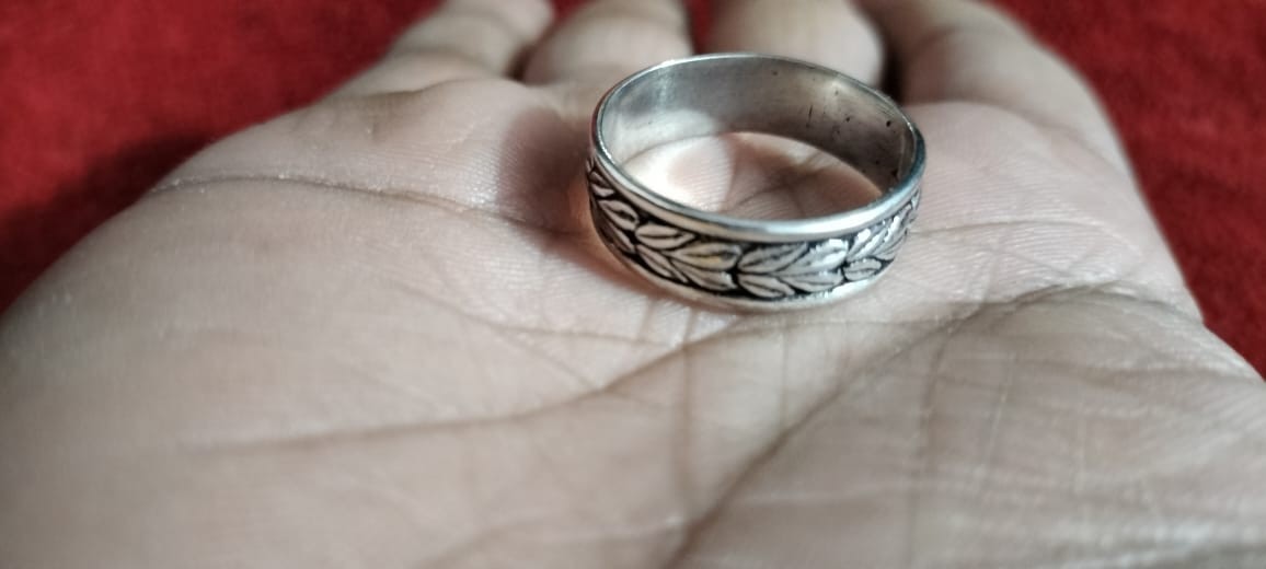 925 Sterling Silver Laurel Leaf Band Ring: Botanical Nature Jewelry