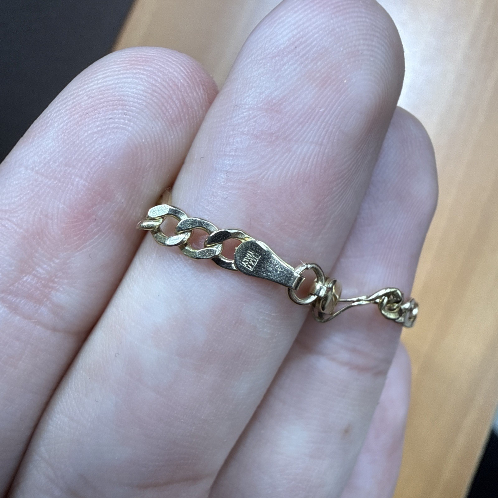 14K Yellow Gold Figaro Chain Necklace 19.75” 3.28mm 4.8 Grams Lobster Clasp