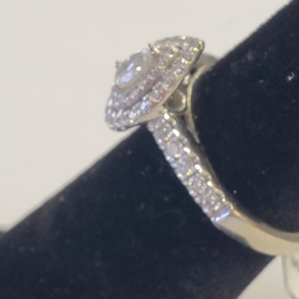Lady’s Diamond Engagement Ring 41 Diamonds .90 Carat T.W. 10K White (I02012652)