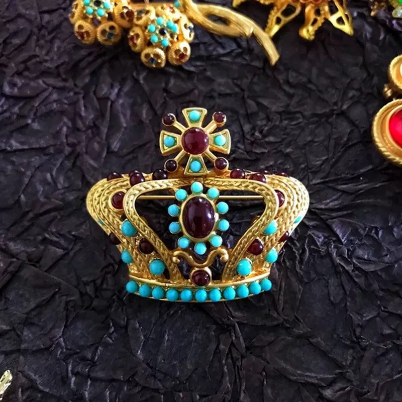 Wholesale 10 Vintage Palace Baroque Brooches Mixed Gold Plated Colorful Gem Pins