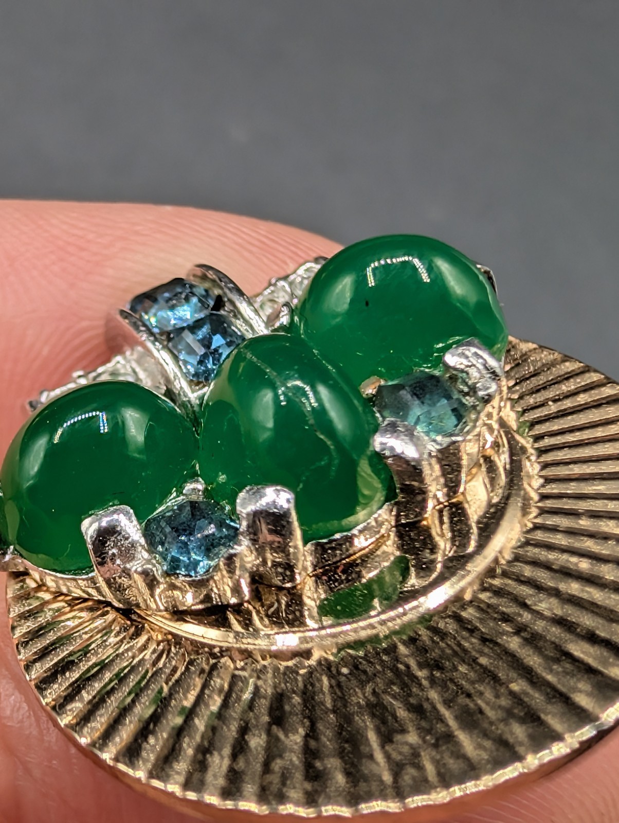 BOUCHER Signed Marcel Green Blue Clear Rhinestone Gold Tone Clip Earrings ⚠️READ