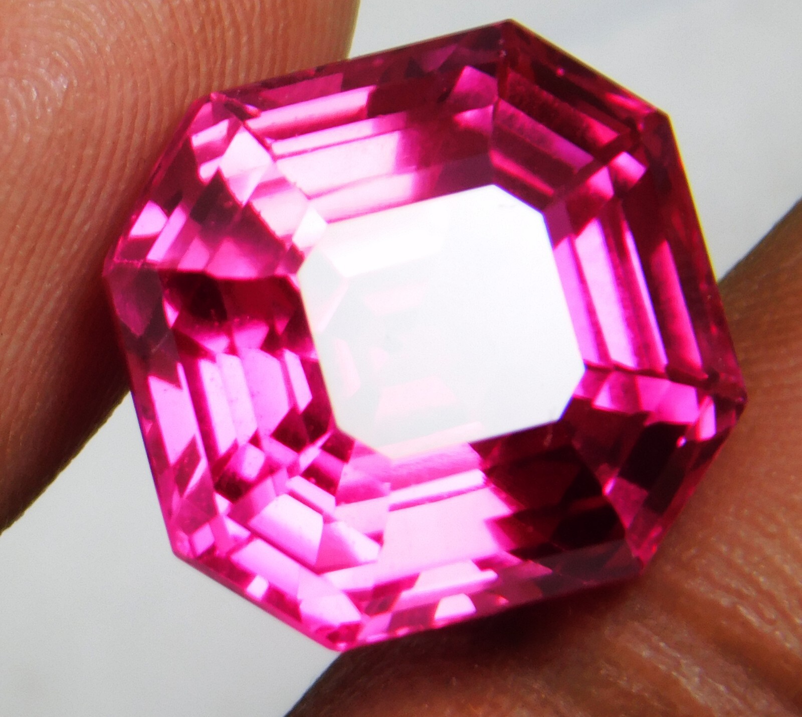 Certified BURMESE Ruby 21.30 Ct Natural Untreated FLAWLESS Radiant Cut Gemstone