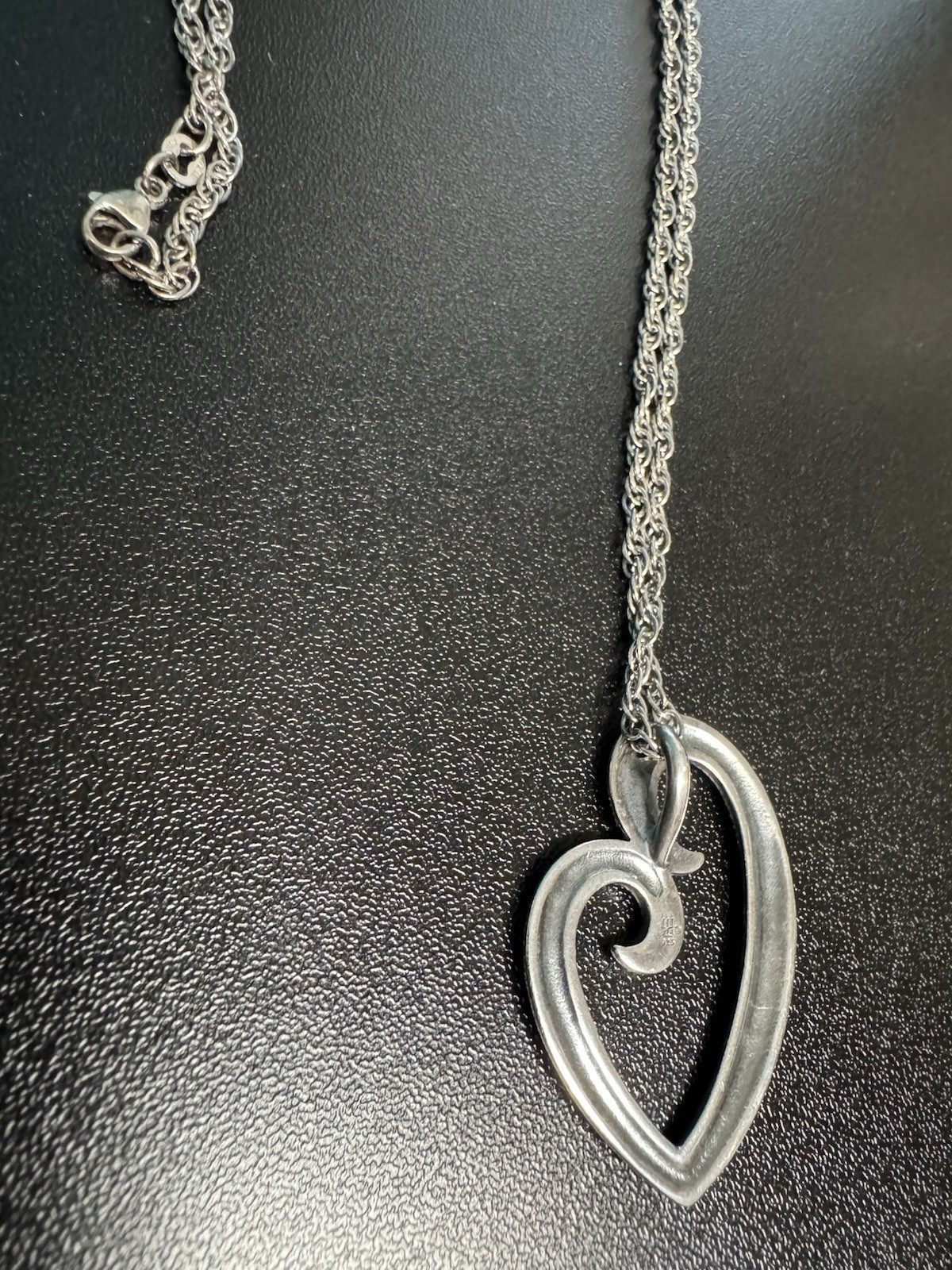 James Avery Mothers Love pendant and chain