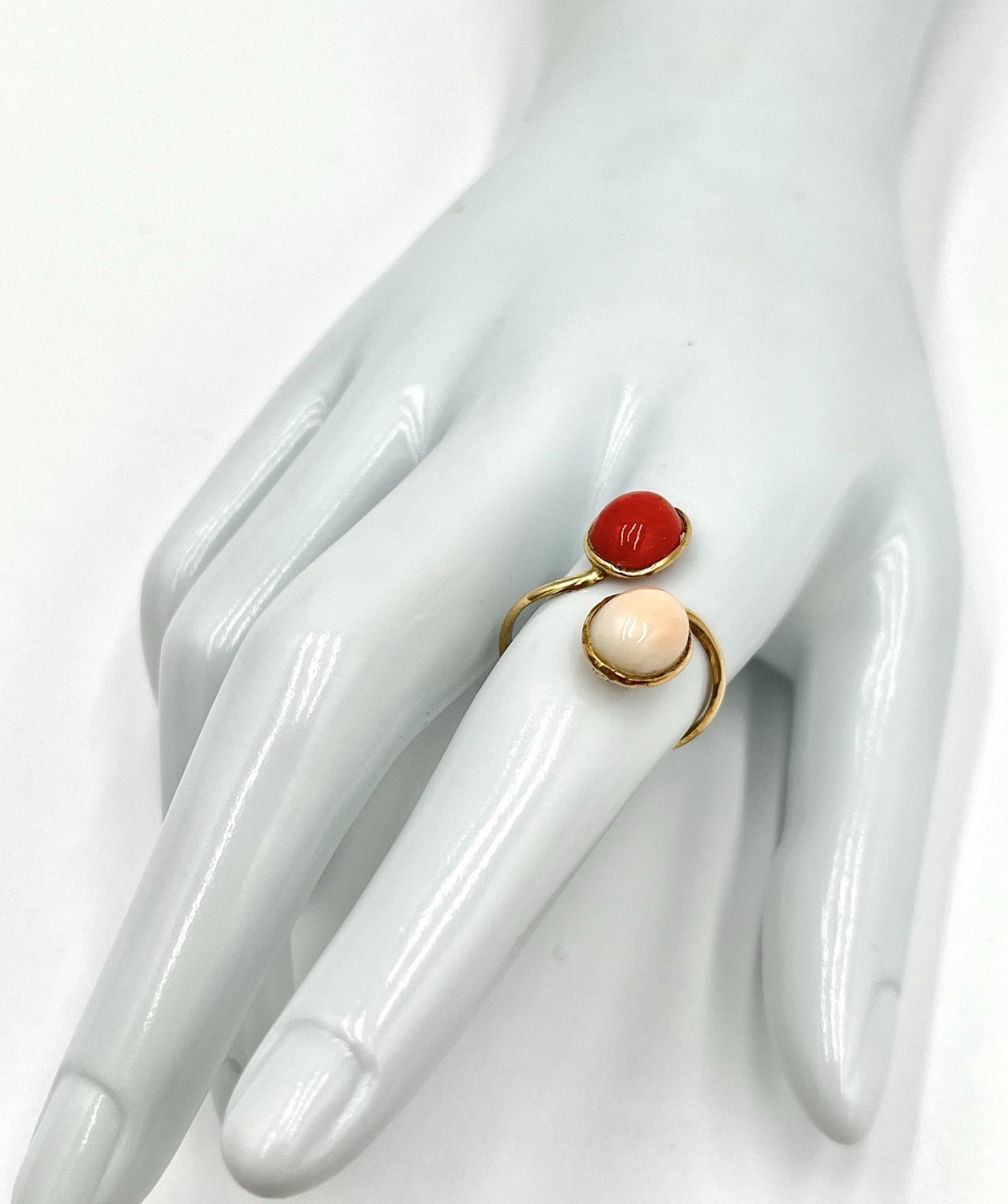 14kt Yellow Gold Red and Pink Mediterranean Coral Ring 10x8mm
