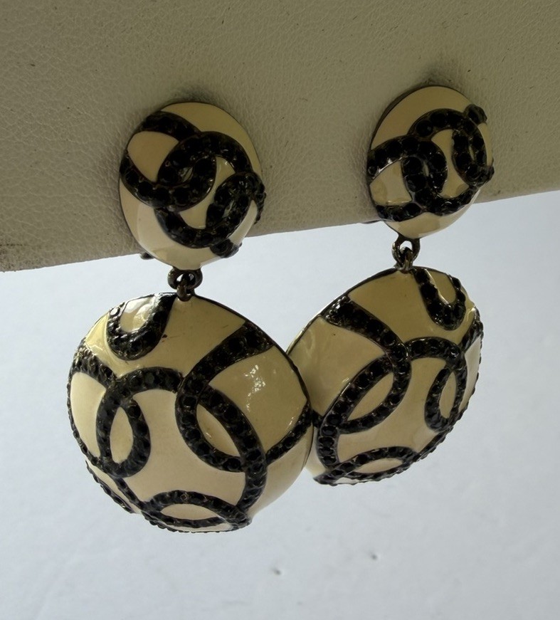 Vintage Joan Boyce Black Crystals & Cream Enamel Drop Earrings 2” Omega Pcd Post
