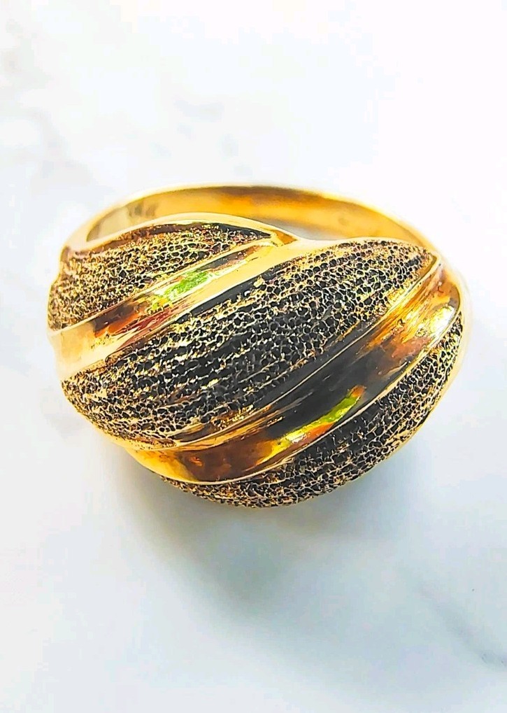 Antique 14K Yellow Gold Textured Dome Ring • Size 4.75 • 11.65mm • 4.97g