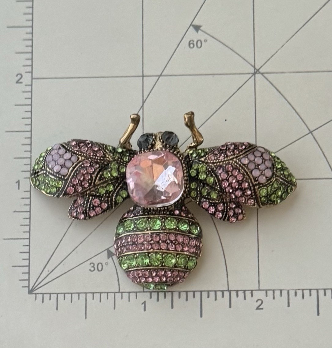 Bee Brooch gold tone metal w/ crystals