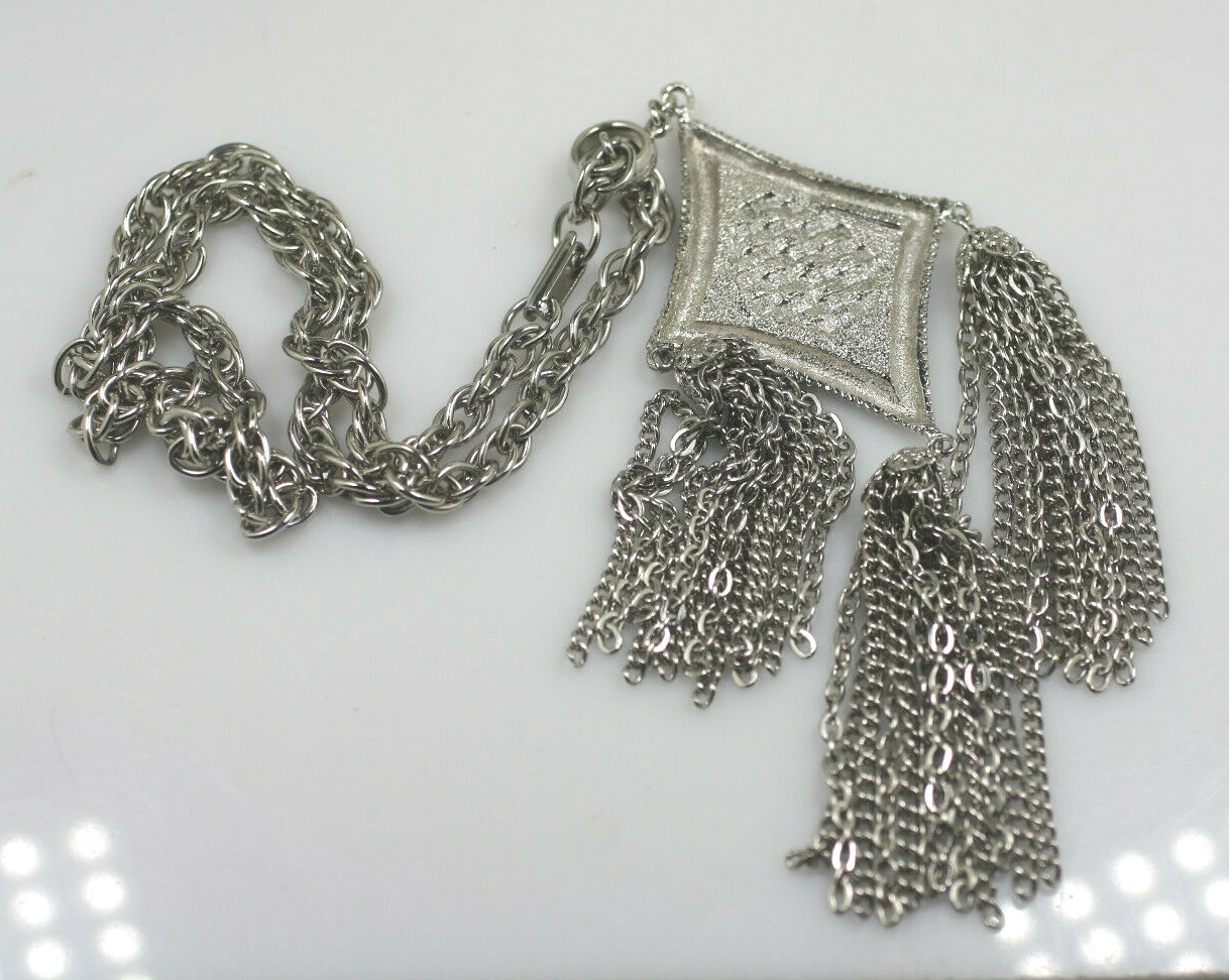 Vintage Hillcraft silver tone weave tassel drop pendant necklace thick chain 20″