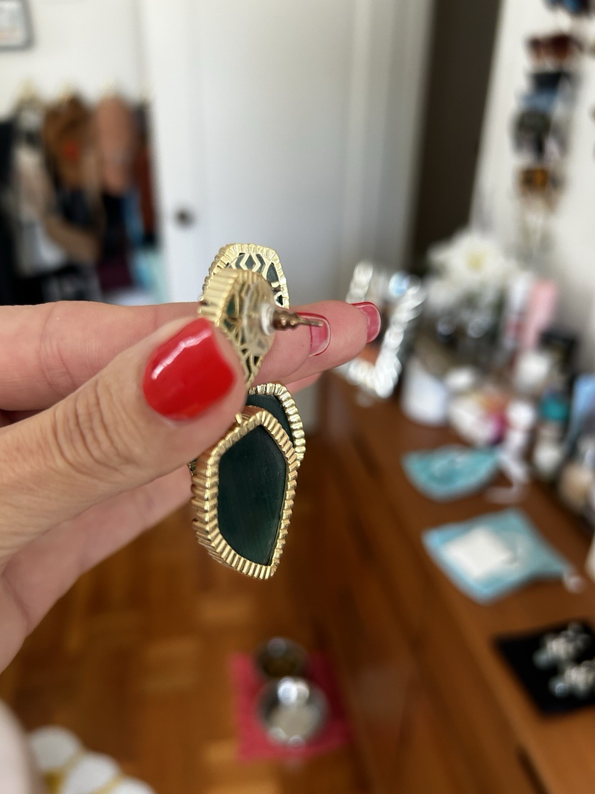 *Rare* Vintage Kendra Scott Teardrop Dark Green Dangle Drop Earrings