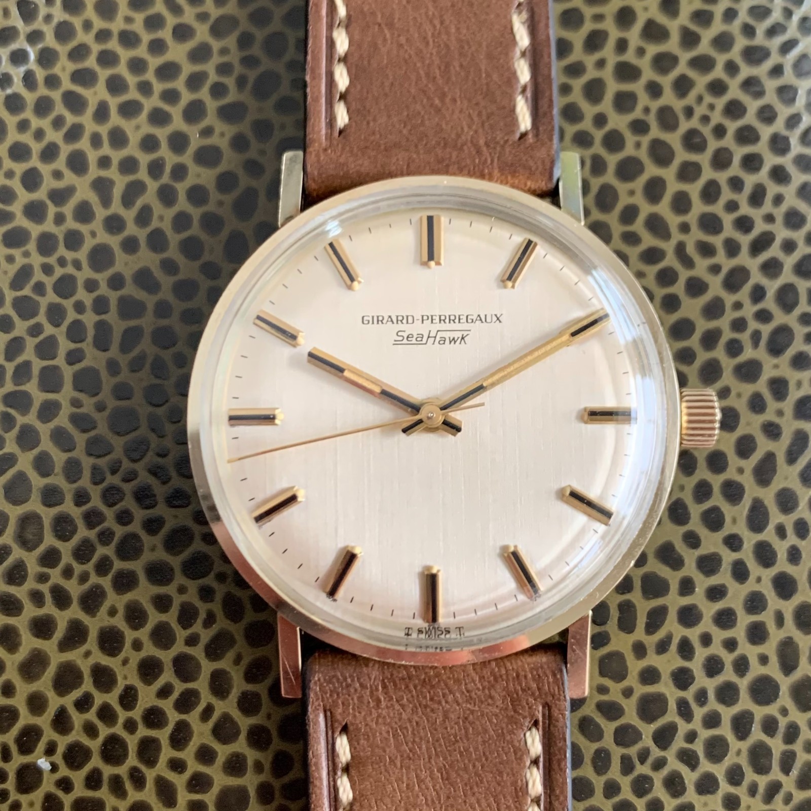 Girard Perregaux Sea Hawk 10K Gold Filled Manual Wind Watch Mint Box & Paper