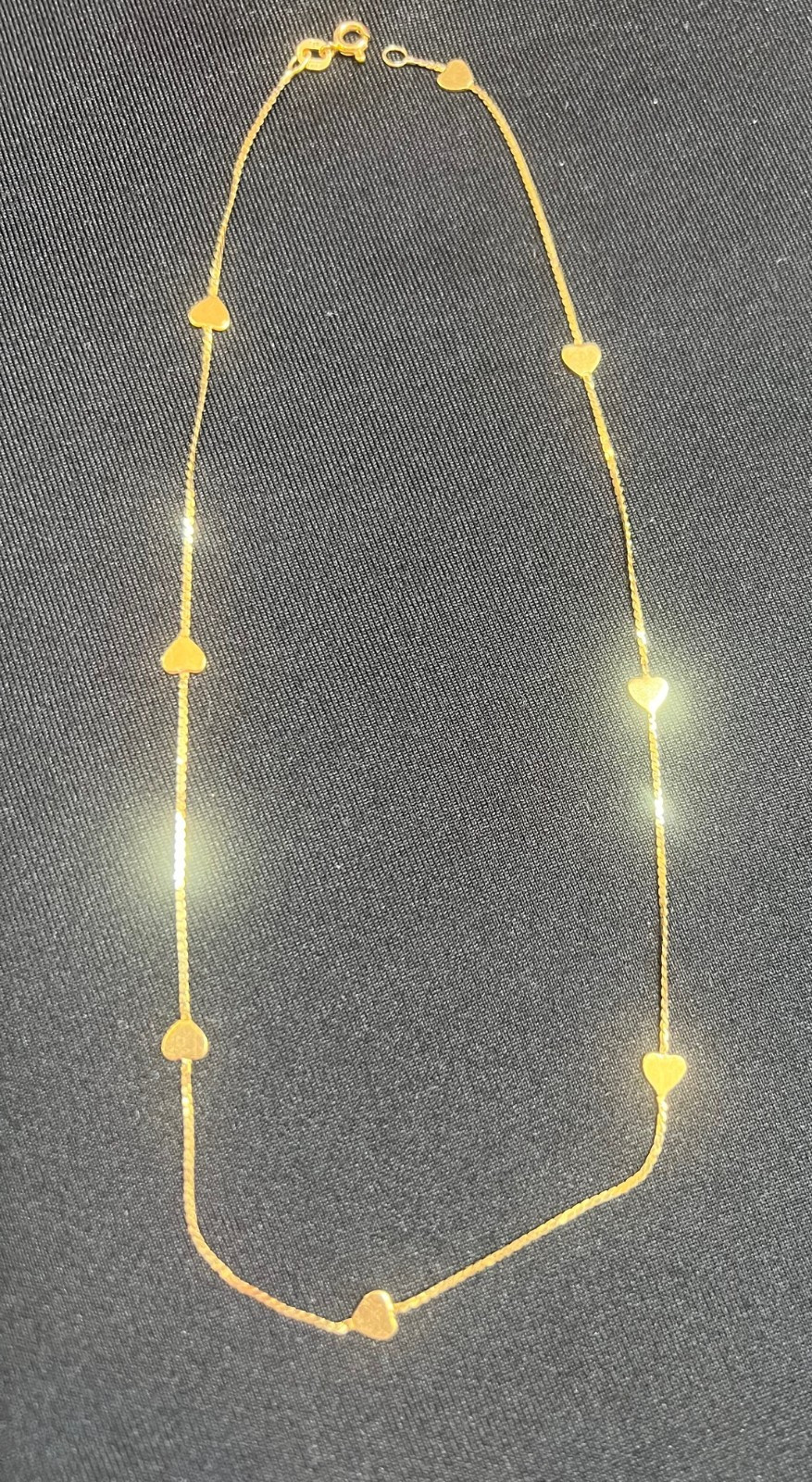 14K and Italy Stamped Beautiful 15″ Heart Necklace w/ 8 Hearts as Part of Chain