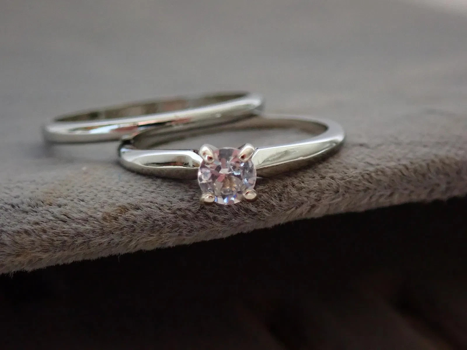 Diamond Ring Size 5 1/4. Band Size 7 1/2. 4.3 mm 18K – 3.7 Grams