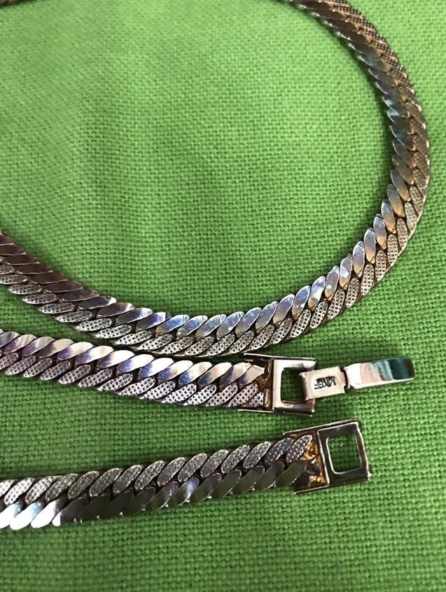 Solid Gold Filled Chain Necklace 35.2 Grams.