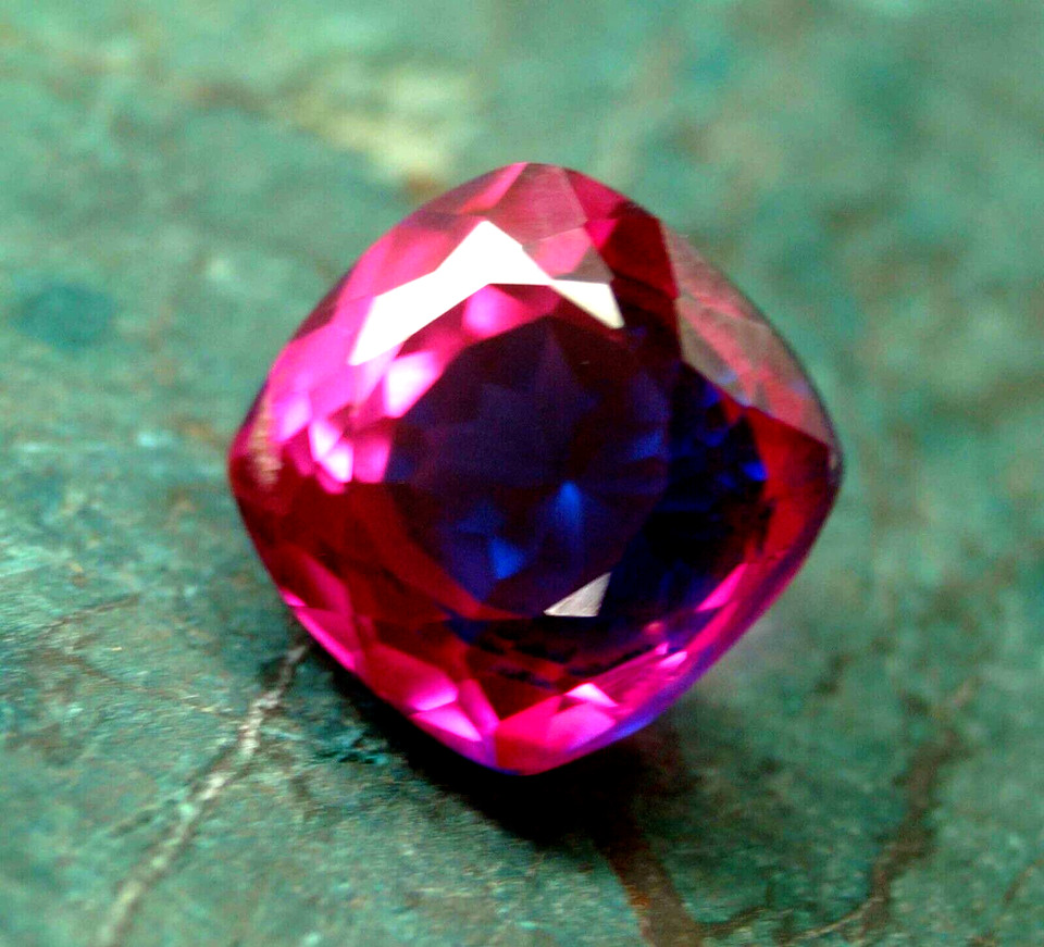 AAA Pitambari Sapphire 11.9 CT+ Natural Bi-Colour Cushion Cut Loose Gemstone