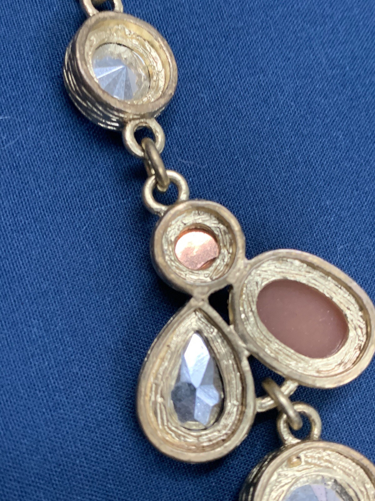 Goldtone Beaded Peach Statement Necklace 16″ – 18″