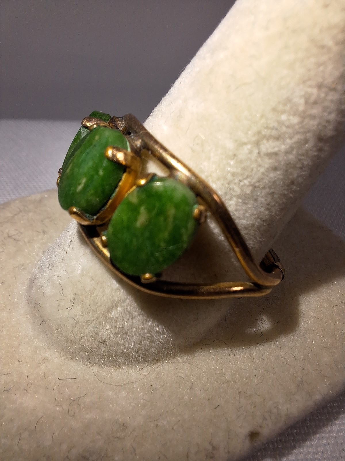 Signed 12k Gold Filled Burt Cassell Oval Jade 3 Stone Split Shank Ring Sz 8