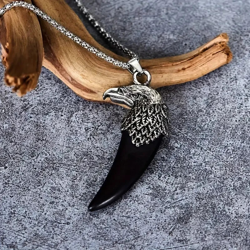 AMERICA Gothic Exquisite Engraved Eagle Head Black Agate Eagle Claw Necklace