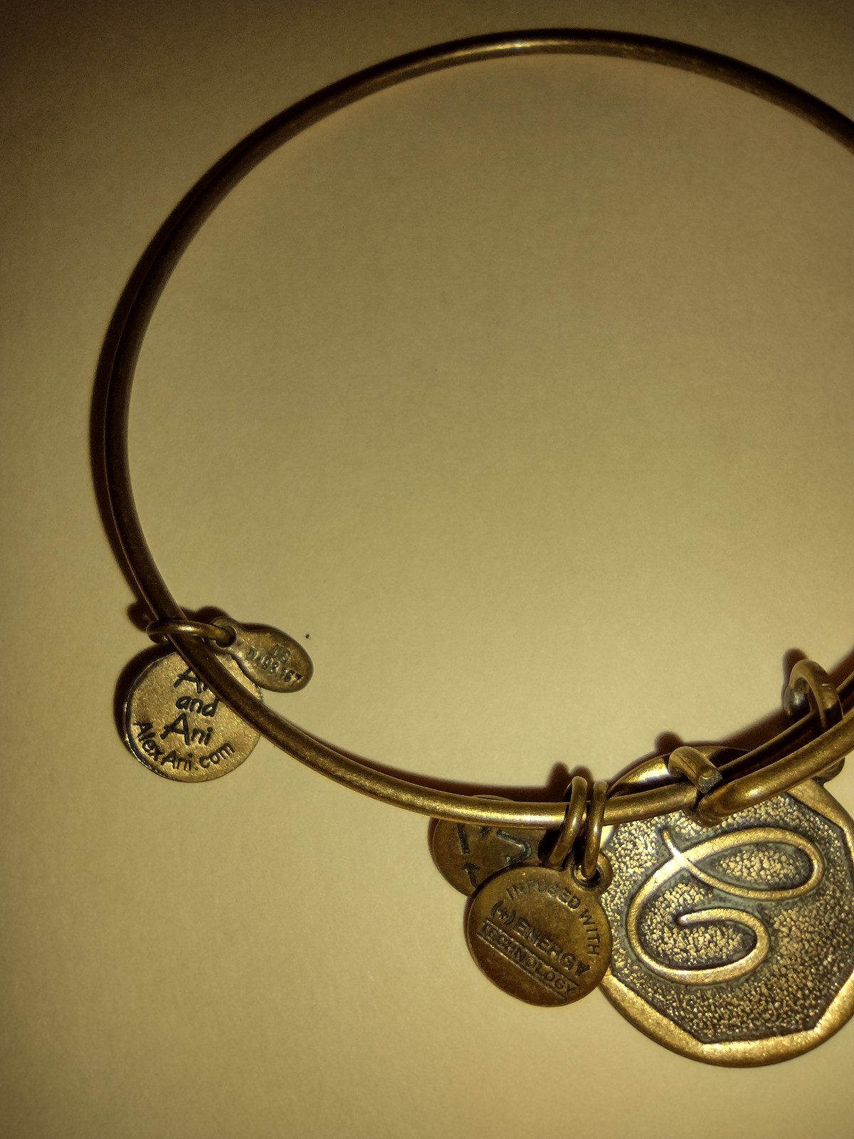 alex and ani energy bracelets Initials C, K, M, M, S-Lot of 5, color varies