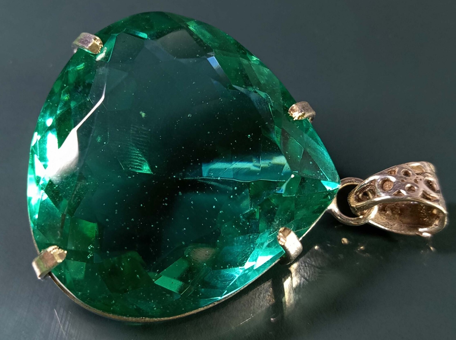 Pear Cut 134.05 Ct Green Topaz Pendant Natural Gemstone EGL Certified PD022