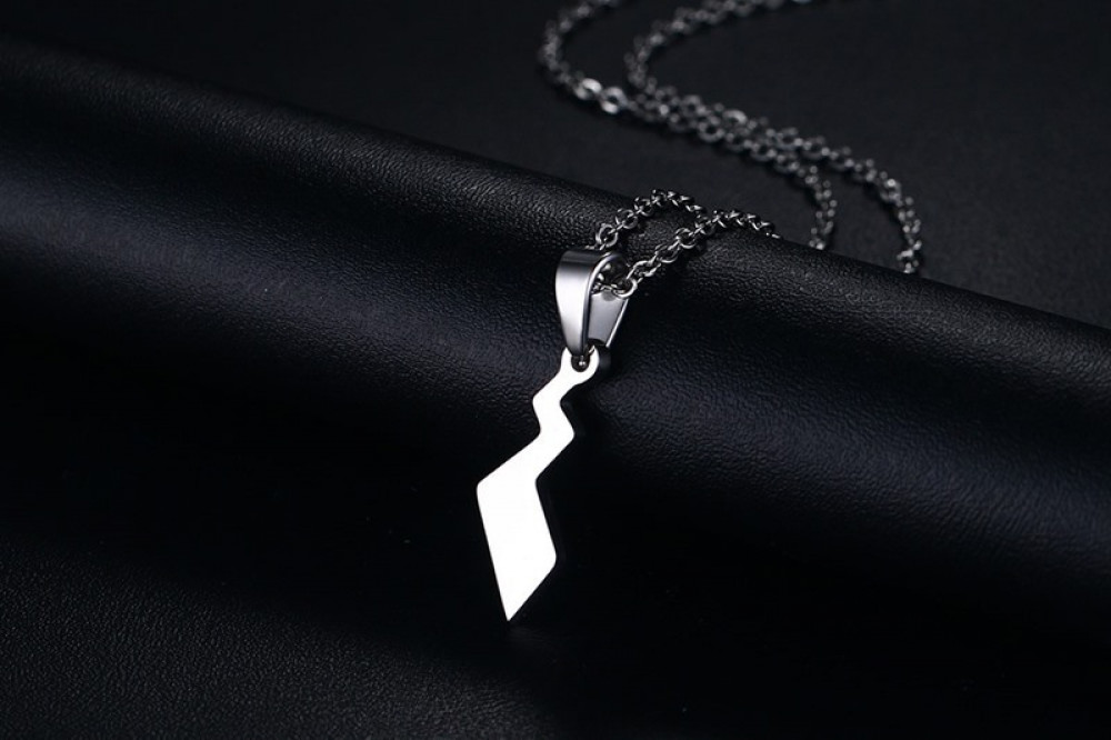 25.5CM Stainless Steel Lightning Tail Pendant Mens And Womens Universal Necklace