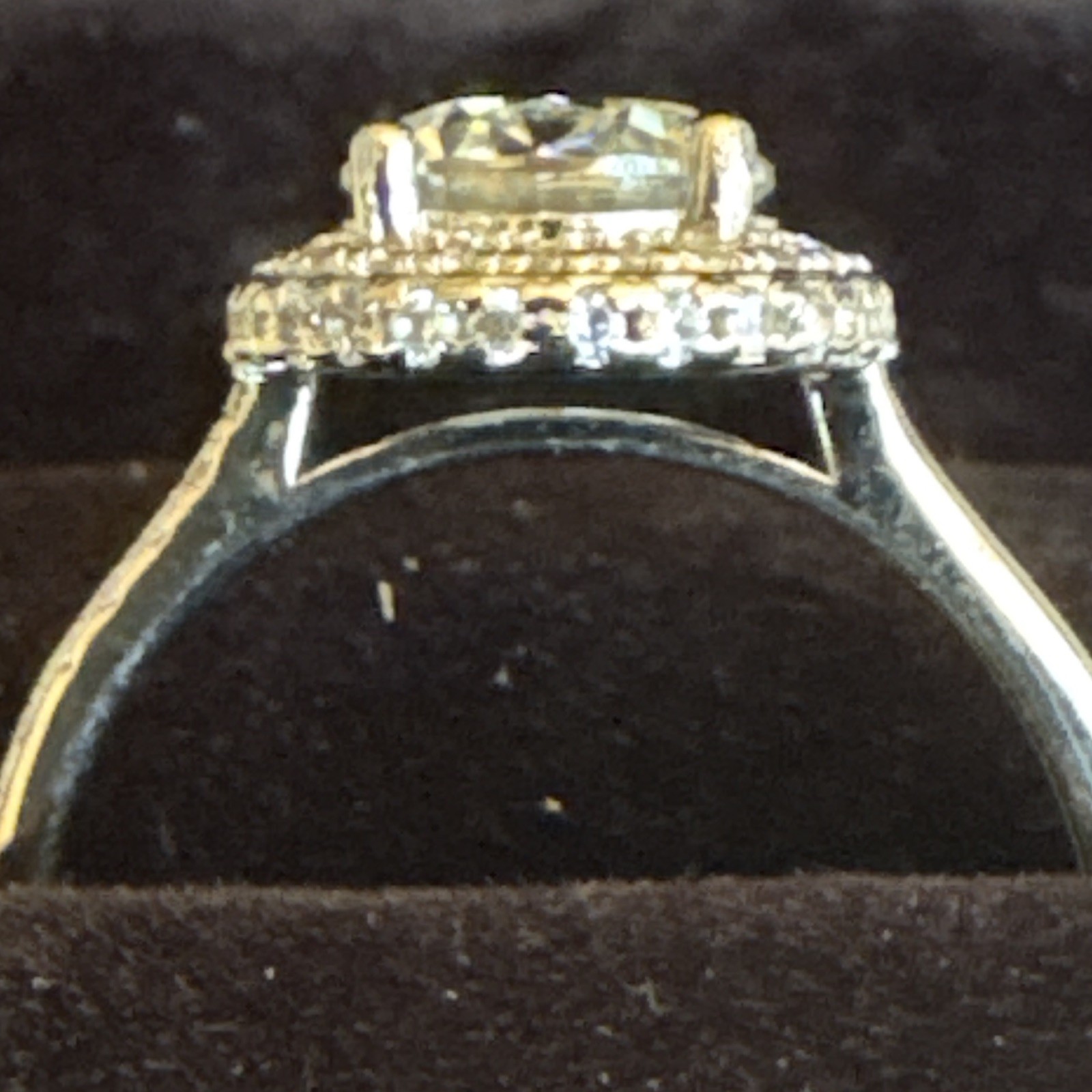 Sz 10 2.0ctw GRA Certified D Color Round Moissanite Halo CR7222