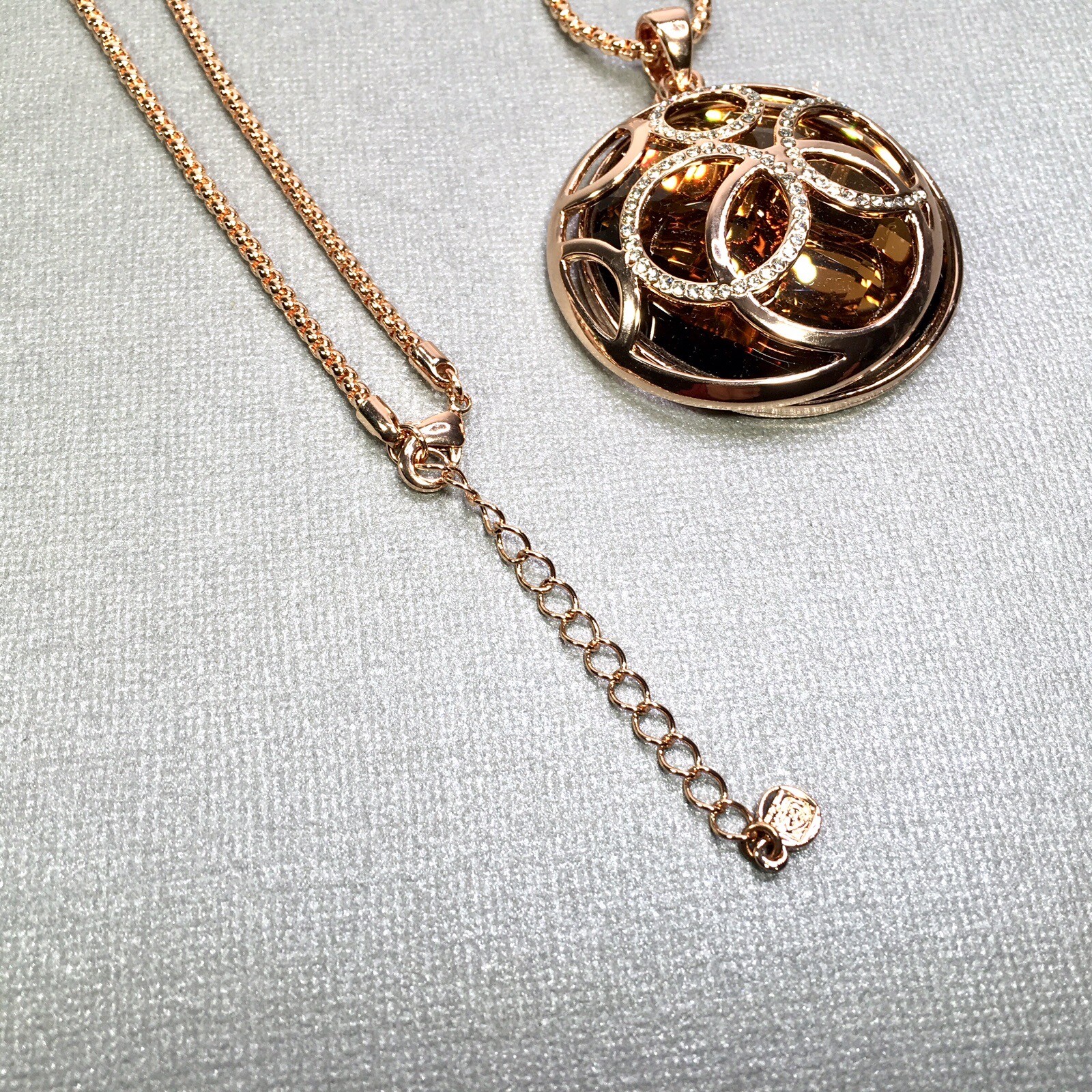Qianse Fashion Rose Gold Color Amber Rhinestone Chunky Pendant W/ 32″ Box Chain