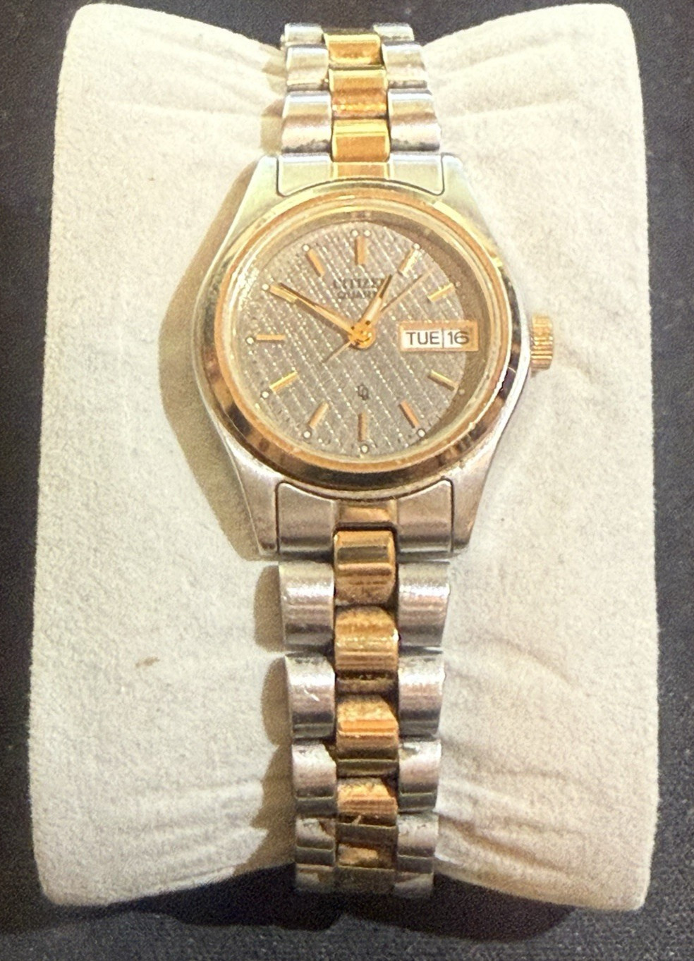 Ladies Citizen 1002-K13106 Day / Date Black Dial Wrist Watch New Battery