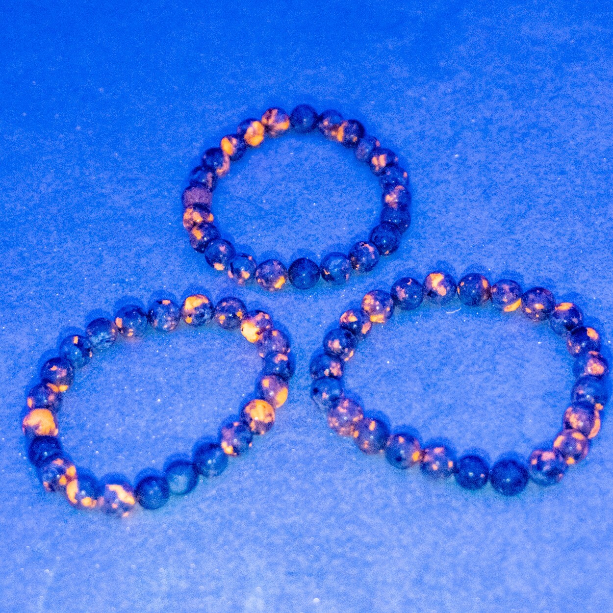Natural Yooperlite Flame Stone UV Reactive Healing Chakra Handmade Bracelet