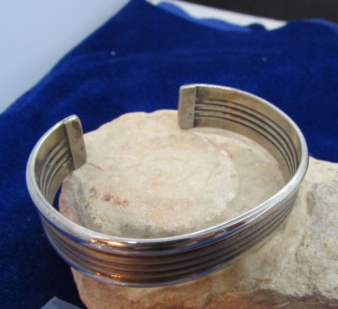 VINTAGE SOUTHWEST N A RAIL CUFF BRACELET STERLING TAHE