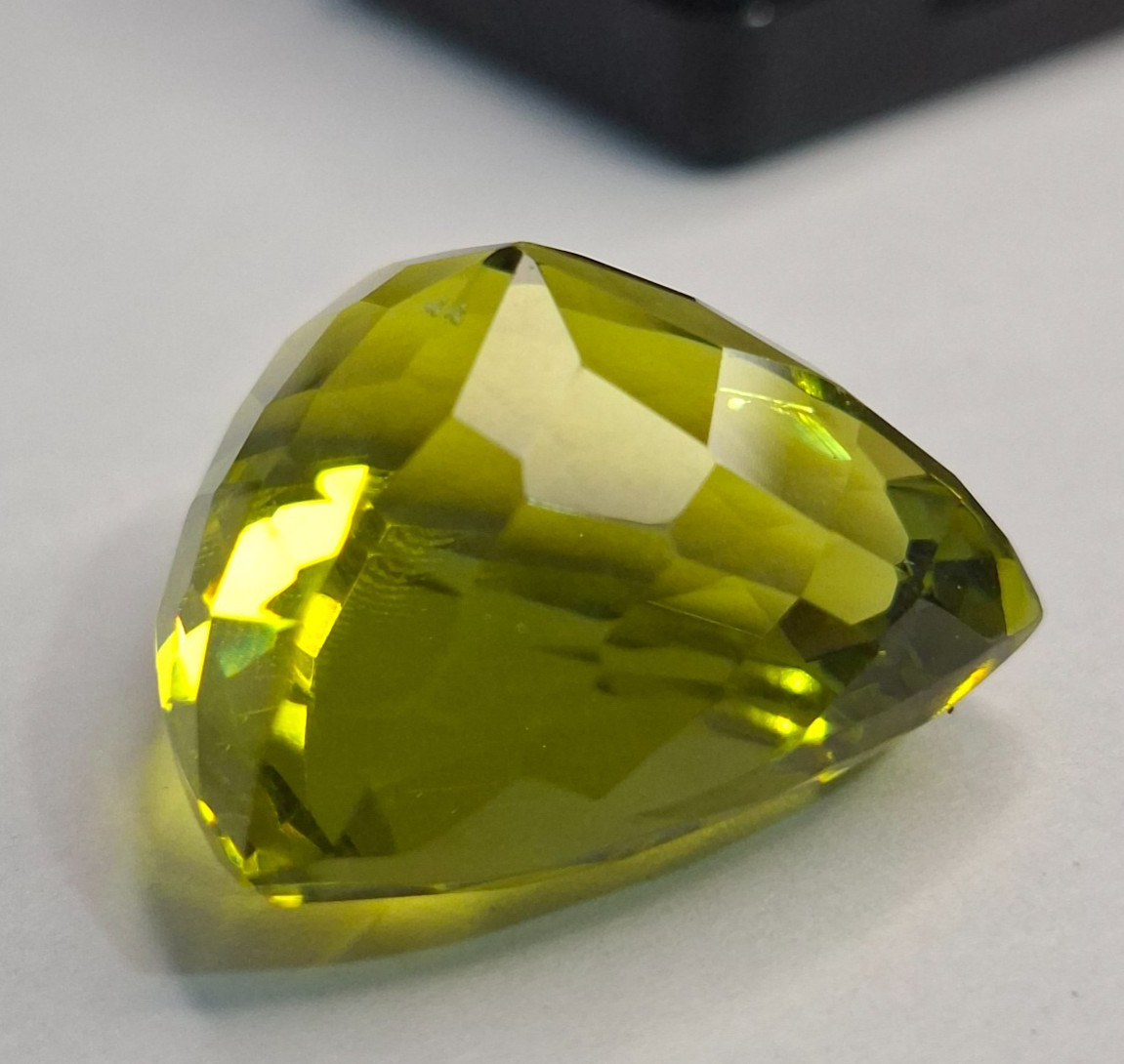 Trillion Cut 60-62 Ct Yellowish-Green Topaz Loose Certified Gemstone TQ1852