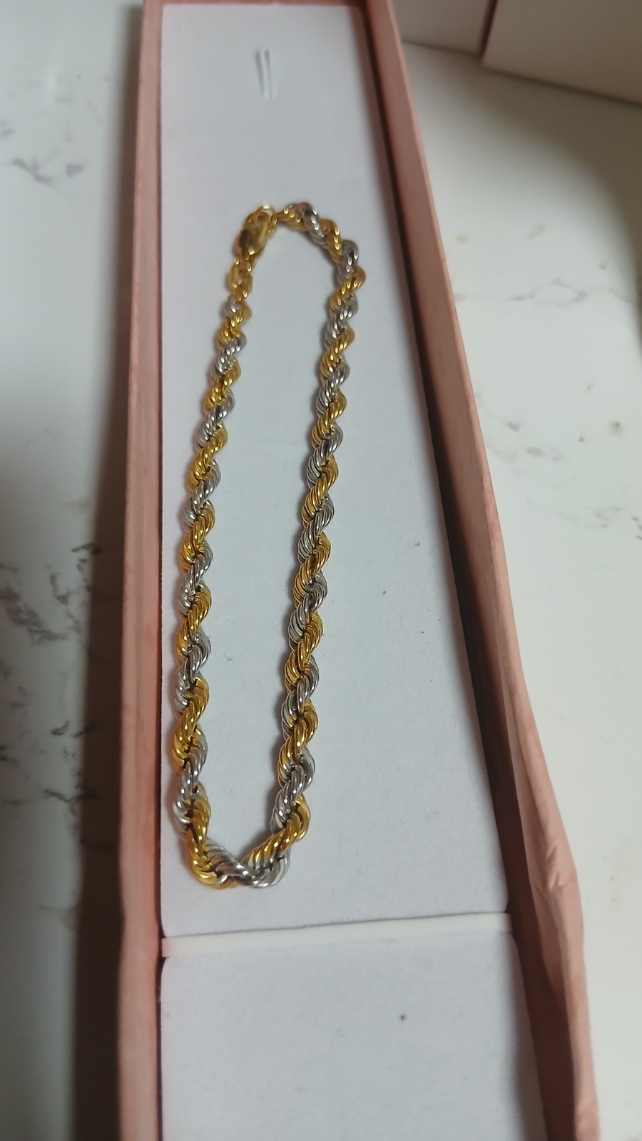 9ct Yellow and white Gold Bracelet.