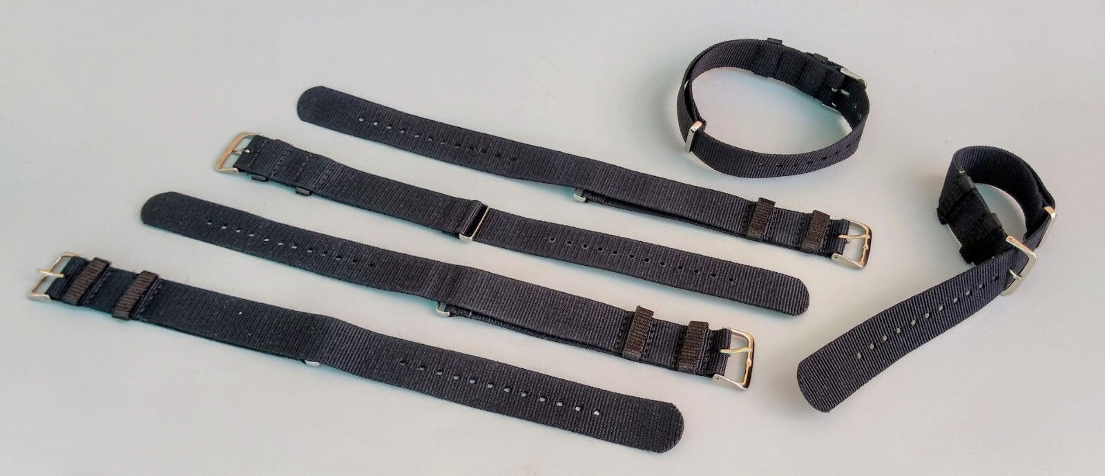 Lot of 275 Black Military Style WRISTWATCH BANDS 20mm-25.5cm New old/stock Bulk