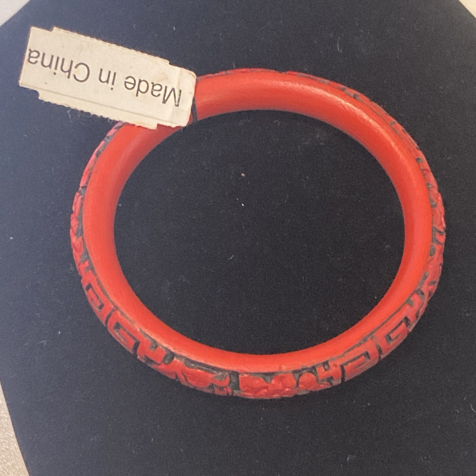 Red Cinnabar Like Carved Bracelet Bangle Retro 70’s-vintage-Style Asia China NWT