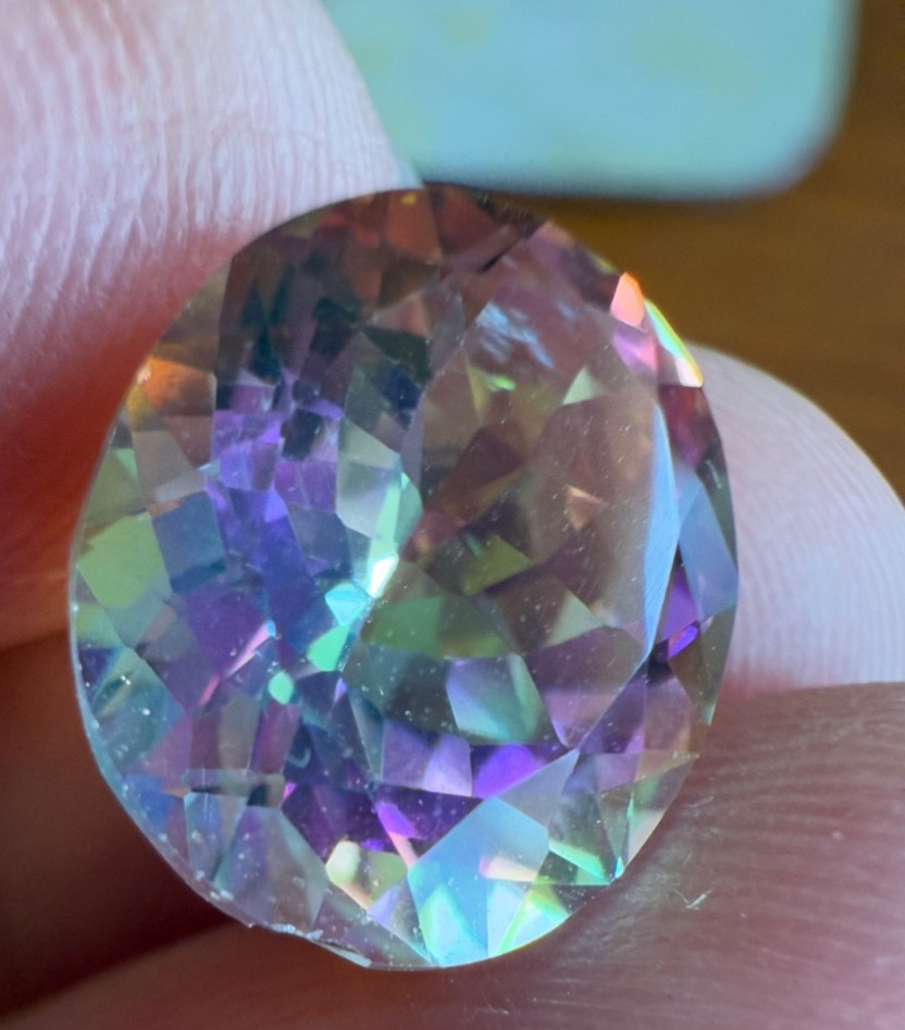 Sparkly rainbow Topaz loose stone approx 3 carats for ring *as is*