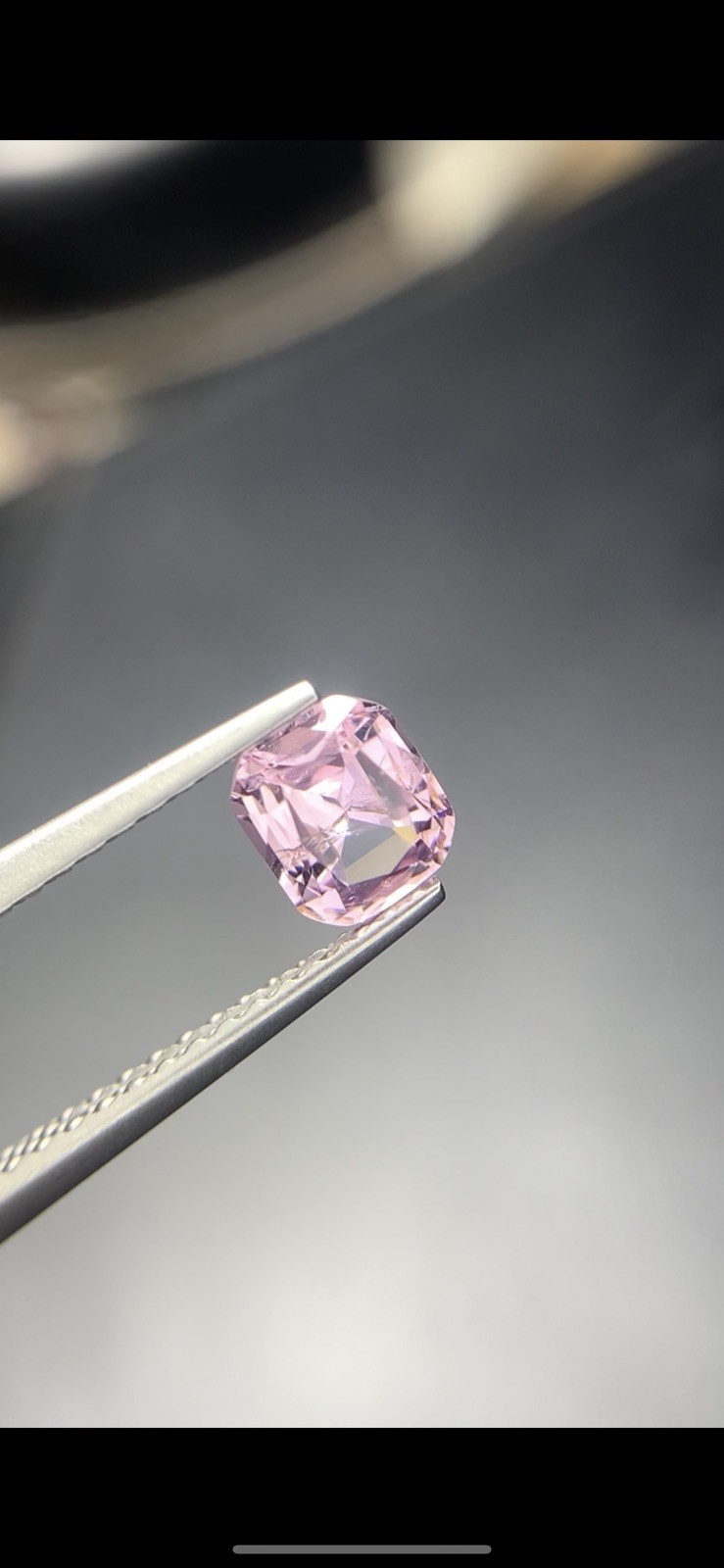 0.60/Ct,Natural Lavender Pink Spinel ,Cushion shape,High situration,SI clarity,