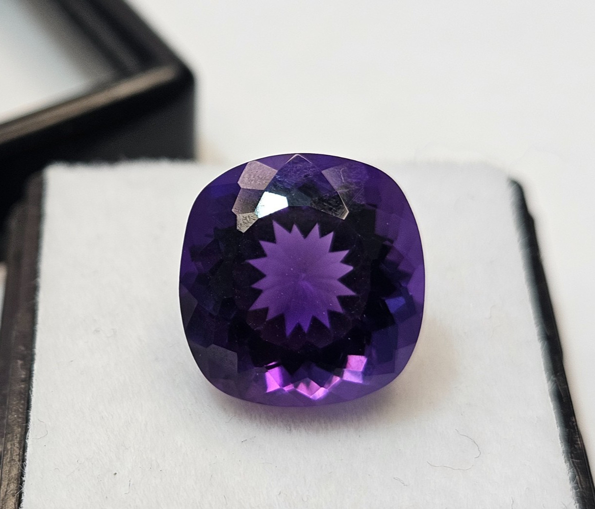 Purple Amethyst 6-7 Ct Cushion Cut Natural Certified For Ring Making Gemstone