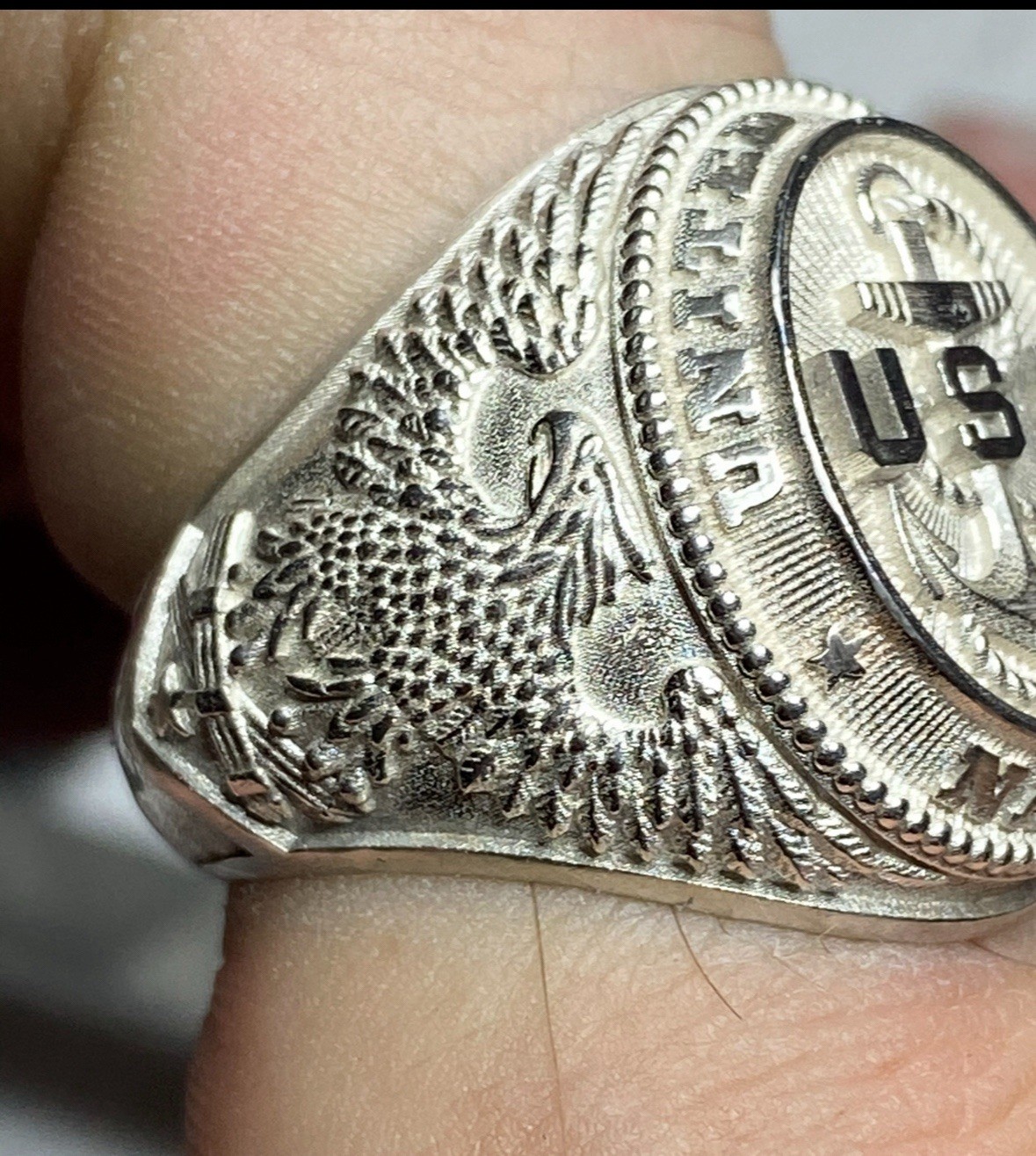 US NAVY RING – HANDMADE 925 STERLING SILVER MILITARY ANCHOR SIGNET RING LICENSED