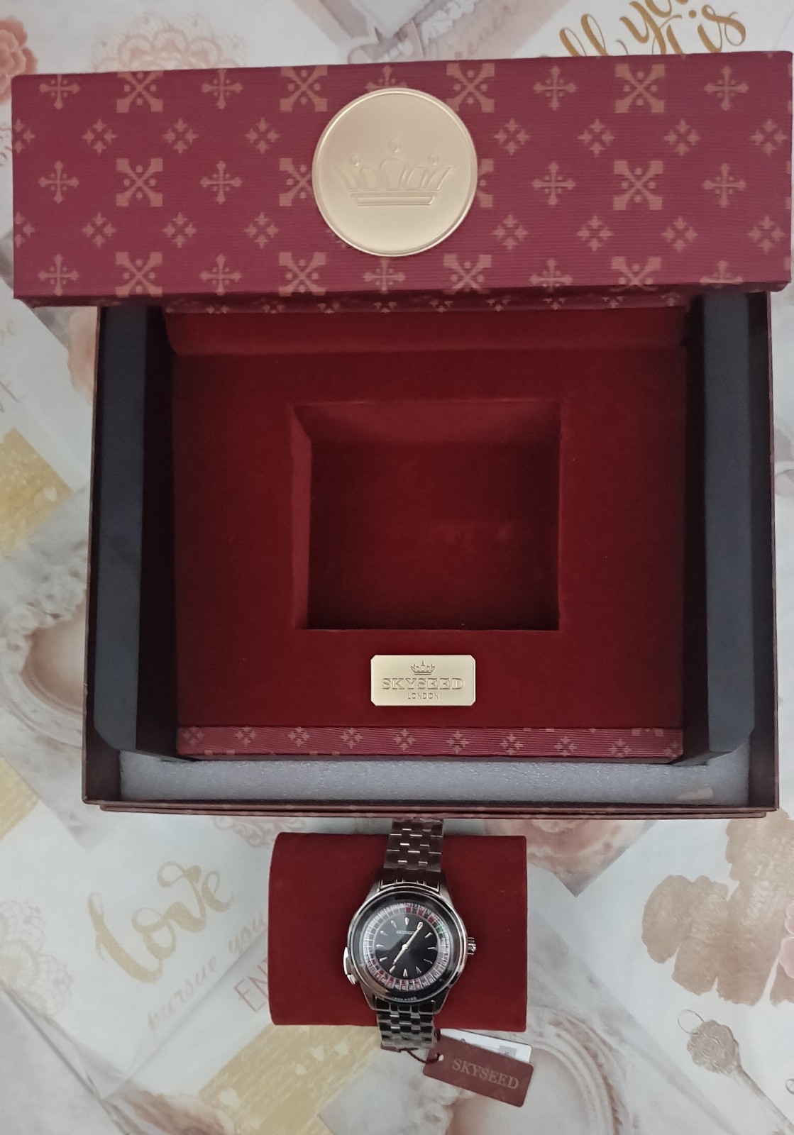 SKYSEED Automatic Roulette Watch with Automated Sliding.