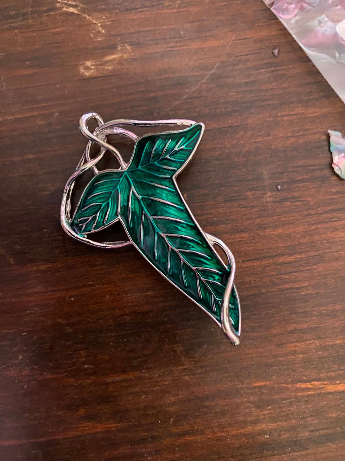 Lord Of The Rings Leaf Of Lorien Brooch 2.5 In SEE PICS FOR DETAILS :)