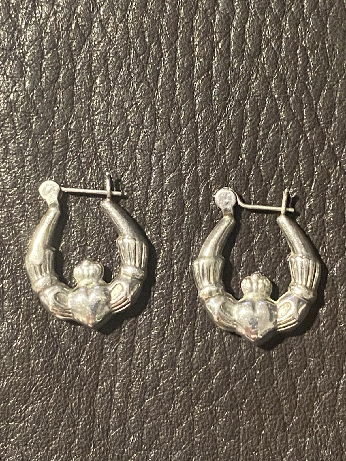 4.3g Sterling Silver 925 Claddagh Hoop Earrings Ireland 0.85in Love Loyalty +
