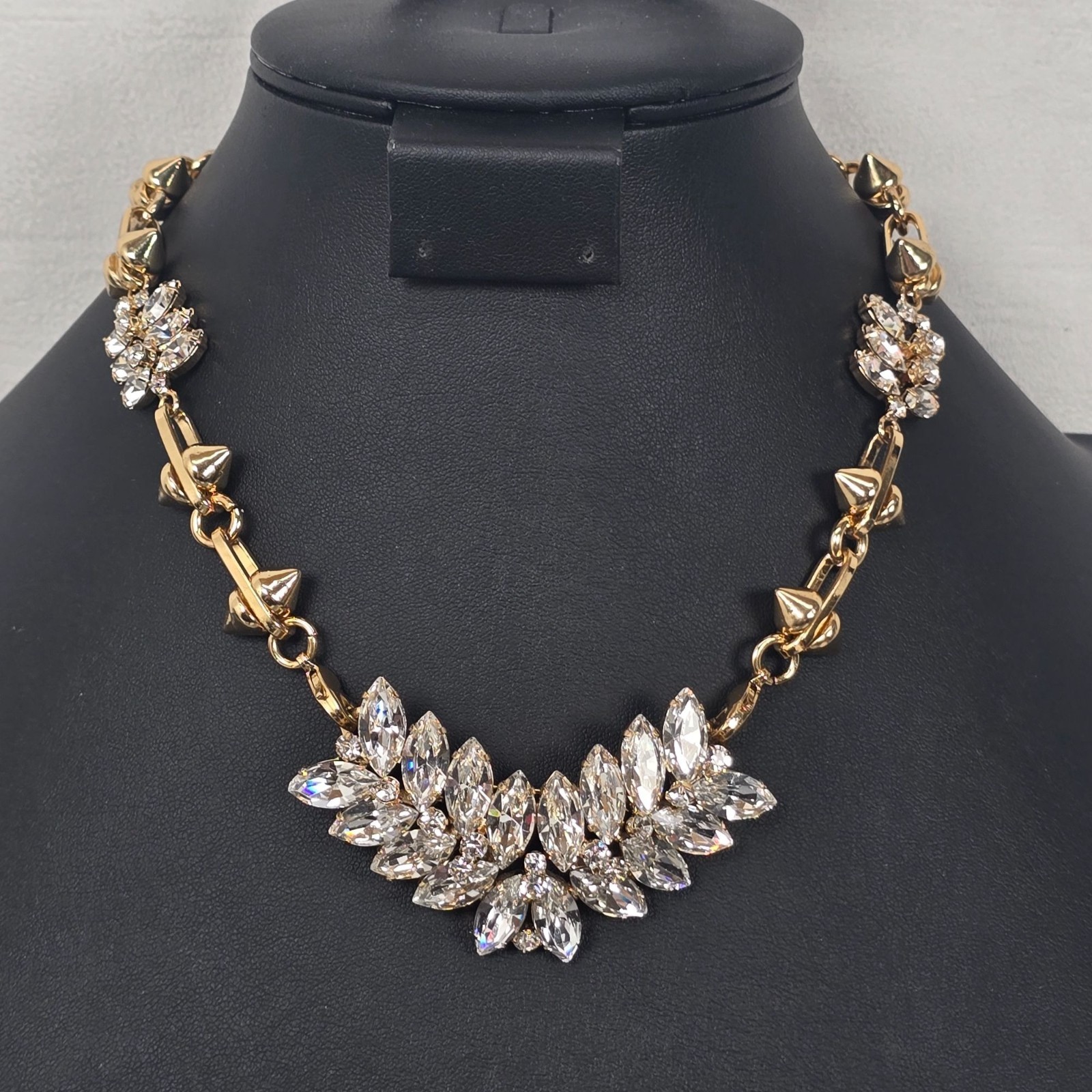 Cabi Gold-Tone Rhinestone Convertible Laurel Wreath Necklace Bracelet Brooch