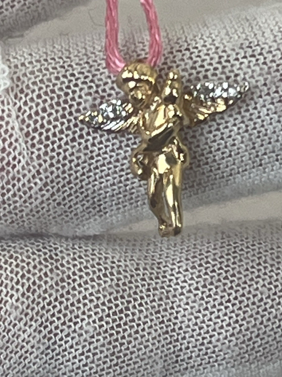 vtg made in Italy 2 gram 14k gold/6Diamond guardian angel pendant sparkly
